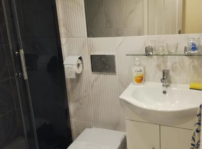 Alojamento de Acomodação e Pequeno-almoço Dobranoc 3*